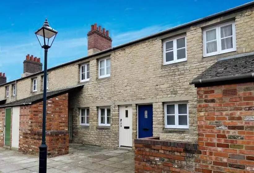 Aamiaismajoitus (B&B) Converted Railway Cottage