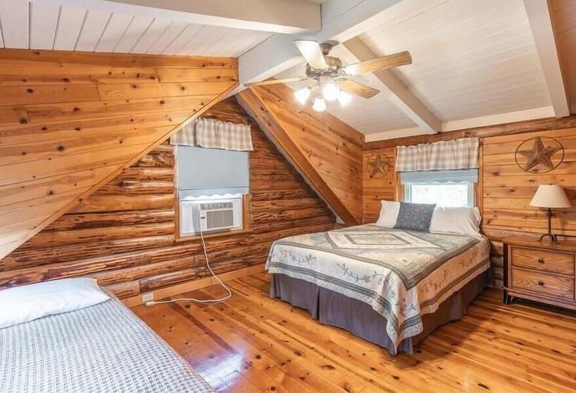 Bed and Breakfast Dragonfly Meadows Guesthouse