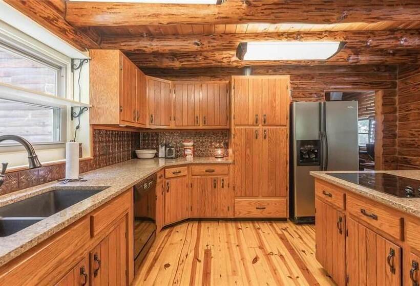 Bed and Breakfast Dragonfly Meadows Guesthouse