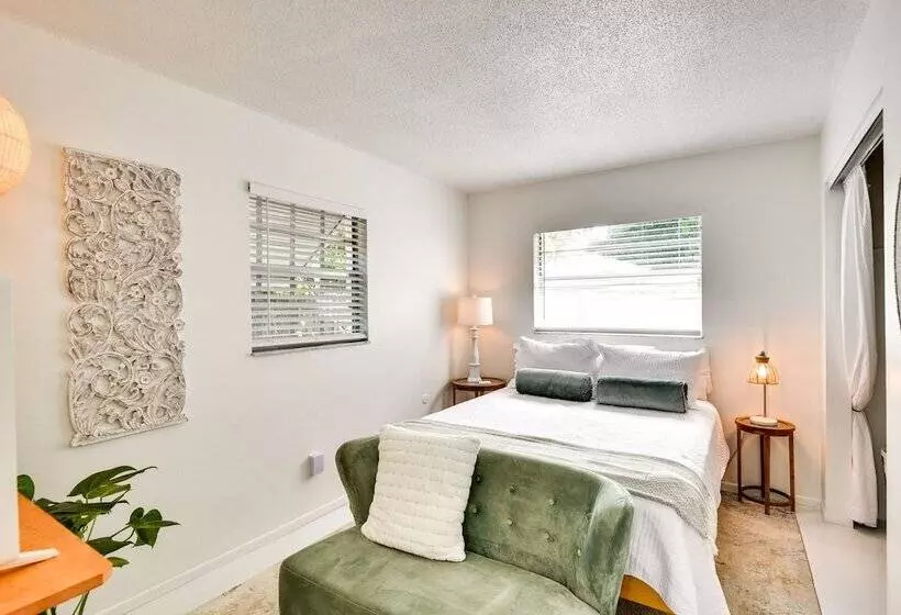 New Smyrna Beach Vacation Rental W/ Patio & Grill!