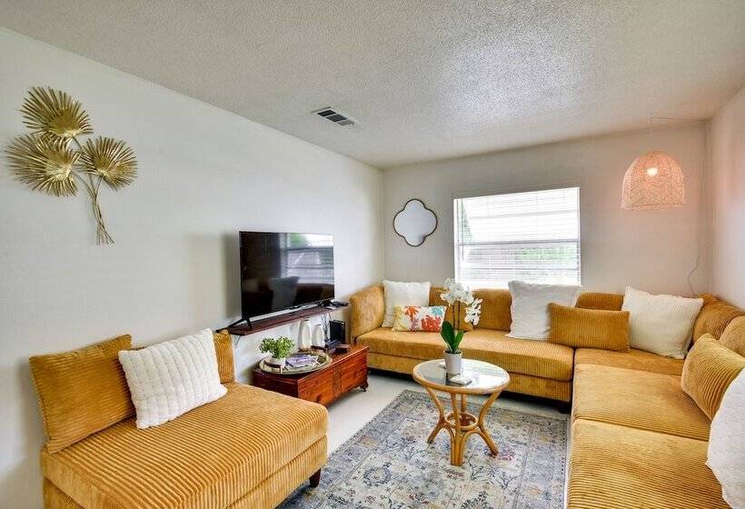 New Smyrna Beach Vacation Rental W/ Patio & Grill!