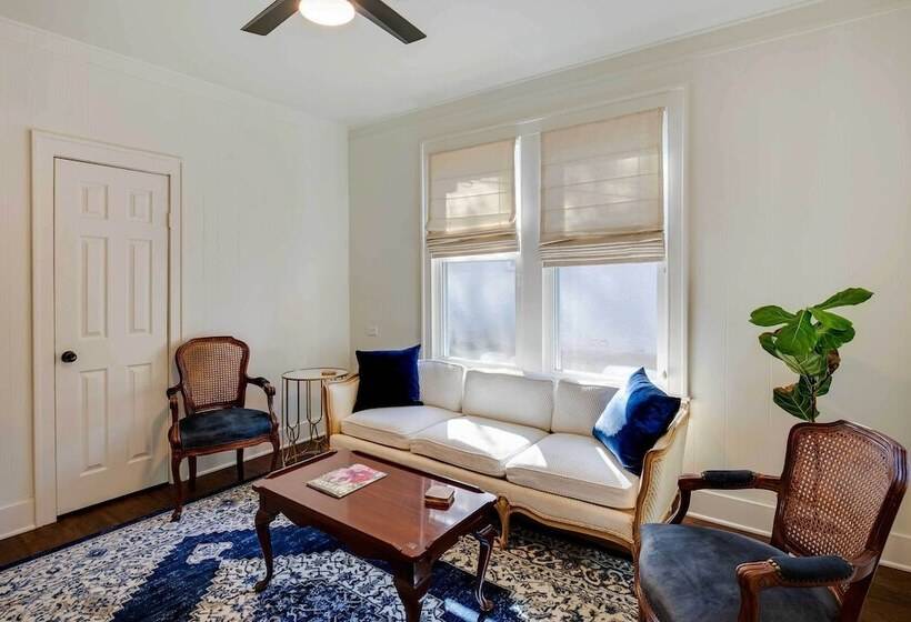 Walkable Tyler House W/ Deck: 1/2 Mi To Downtown!