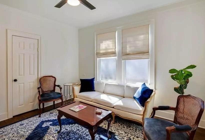 Walkable Tyler House W/ Deck: 1/2 Mi To Downtown!