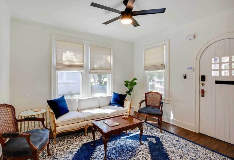 Walkable Tyler House W/ Deck: 1/2 Mi To Downtown!