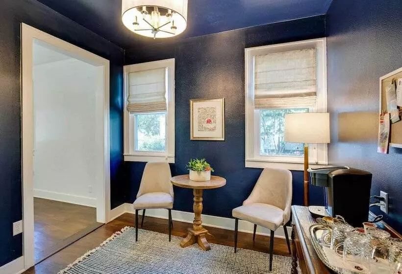 Walkable Tyler House W/ Deck: 1/2 Mi To Downtown!