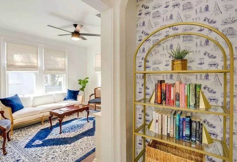 Walkable Tyler House W/ Deck: 1/2 Mi To Downtown!