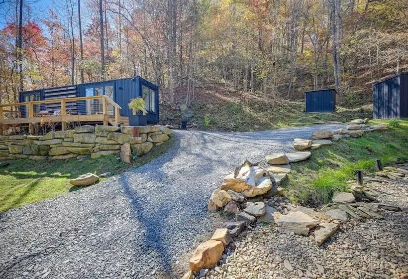 Bryson City Tiny Cabin W/ Deck Near River Access!