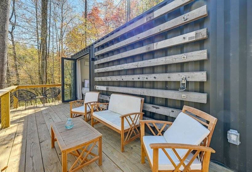 Bryson City Tiny Cabin W/ Deck Near River Access!