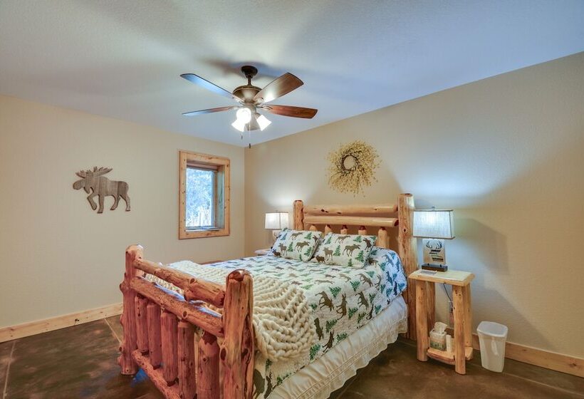 Cozy Alma Mountain Retreat: Fireplace & Grill