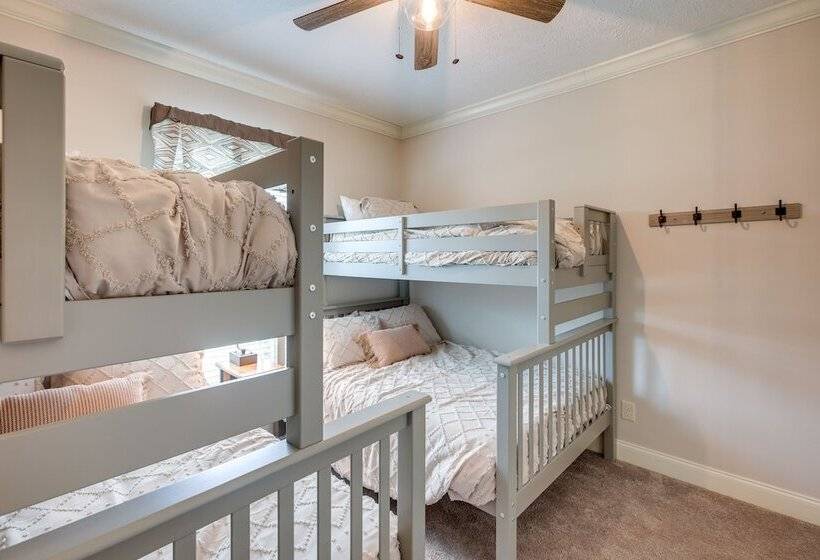 Crossville Home Near Lake Tansi + Hiking Trails!