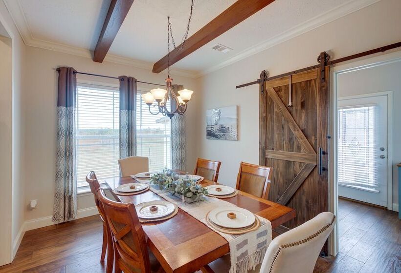 Crossville Home Near Lake Tansi + Hiking Trails!