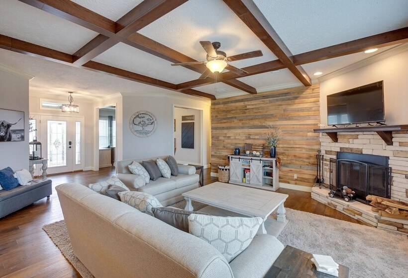 Crossville Home Near Lake Tansi + Hiking Trails!