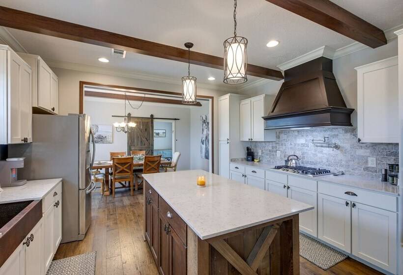 Crossville Home Near Lake Tansi + Hiking Trails!