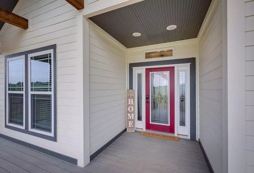 Crossville Home Near Lake Tansi + Hiking Trails!