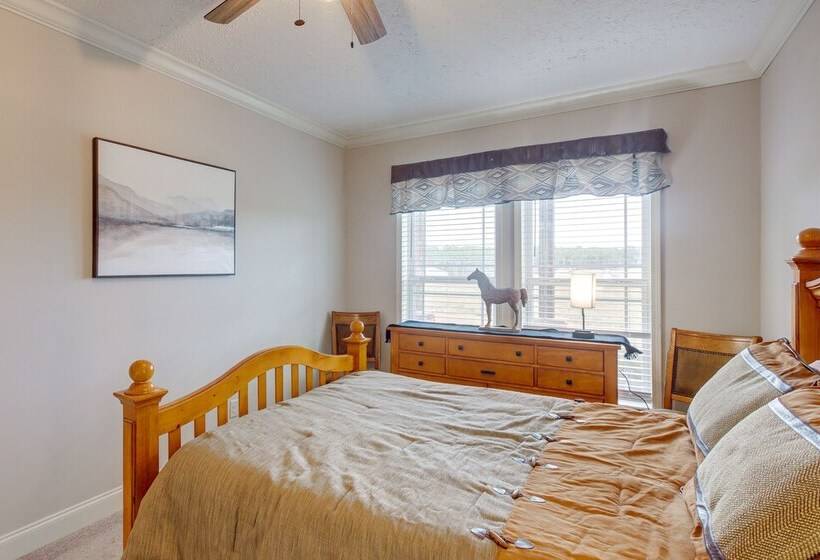 Crossville Home Near Lake Tansi + Hiking Trails!