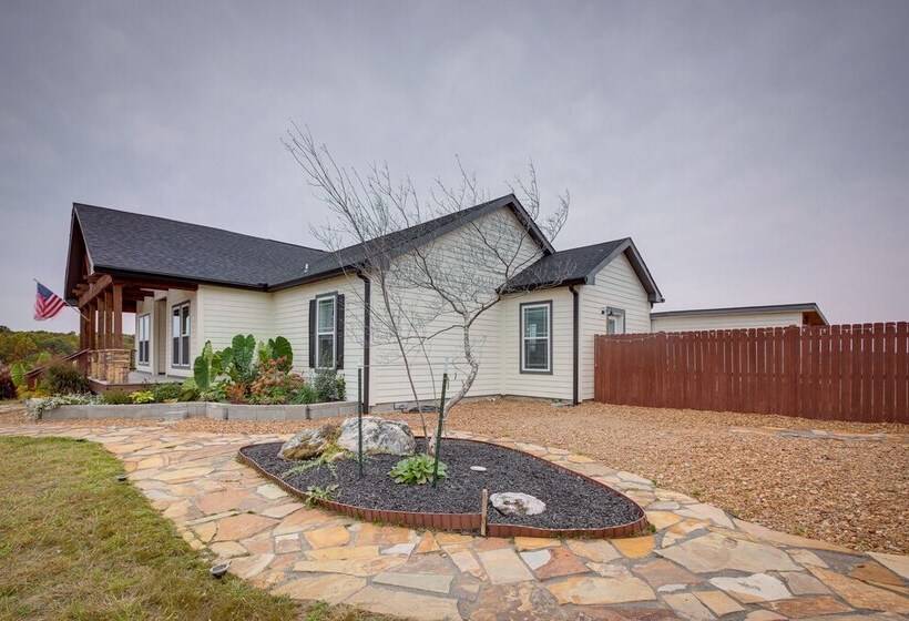 Crossville Home Near Lake Tansi + Hiking Trails!