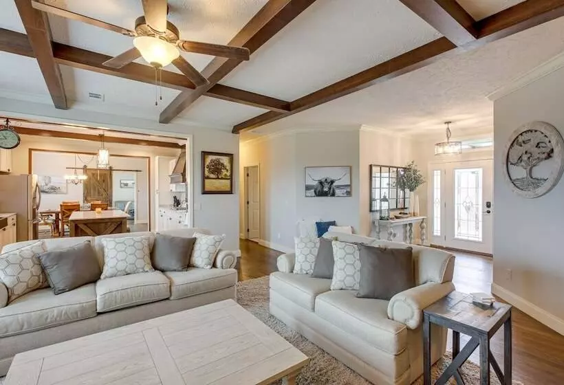 Crossville Home Near Lake Tansi + Hiking Trails!