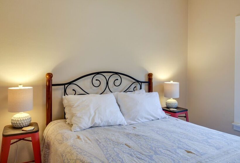 Downtown Coeur Dalene Retreat Near Lake & Parks!