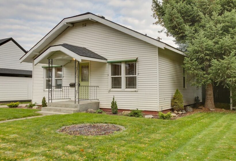 Downtown Coeur Dalene Retreat Near Lake & Parks!