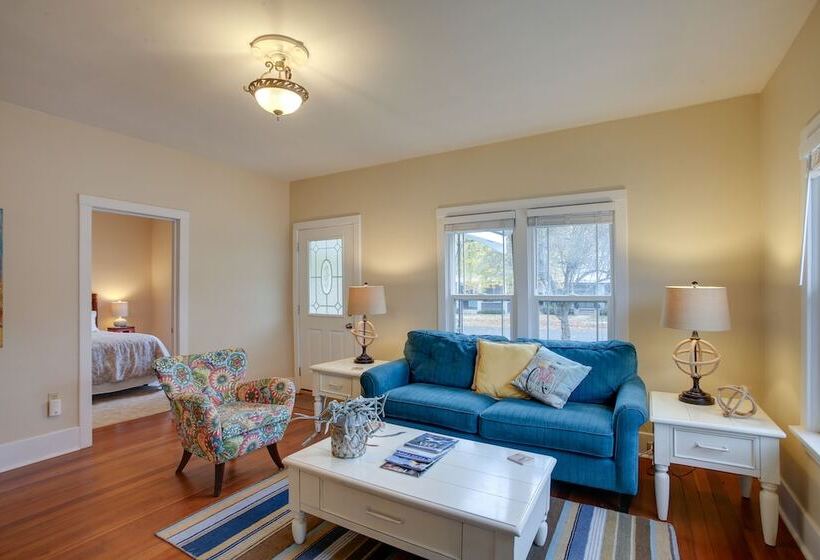 Downtown Coeur Dalene Retreat Near Lake & Parks!