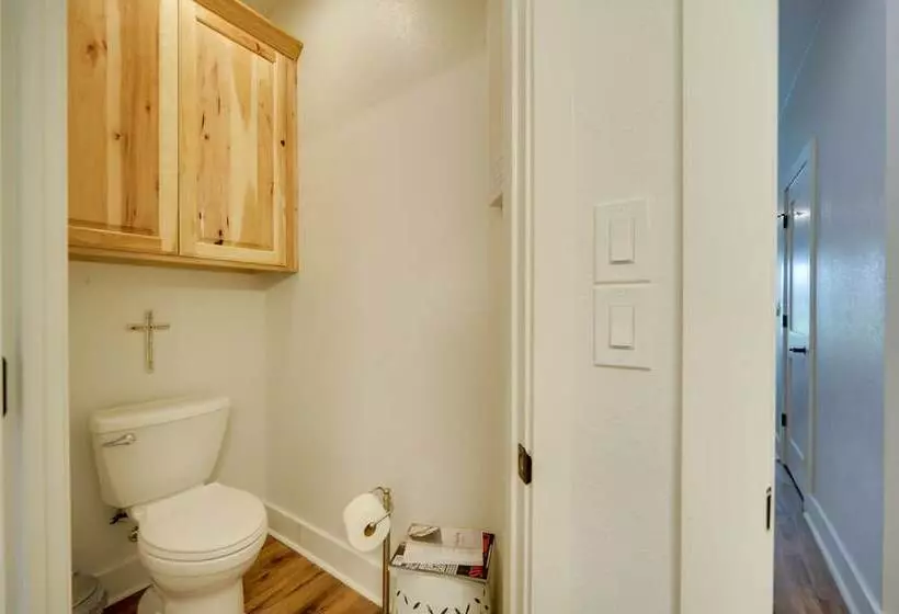 Horseshoe Bay Resort Home ~ 6 Mi To Lake Lbj!