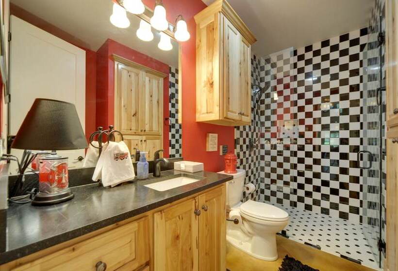 Horseshoe Bay Resort Home ~ 6 Mi To Lake Lbj!