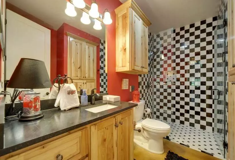 Horseshoe Bay Resort Home ~ 6 Mi To Lake Lbj!