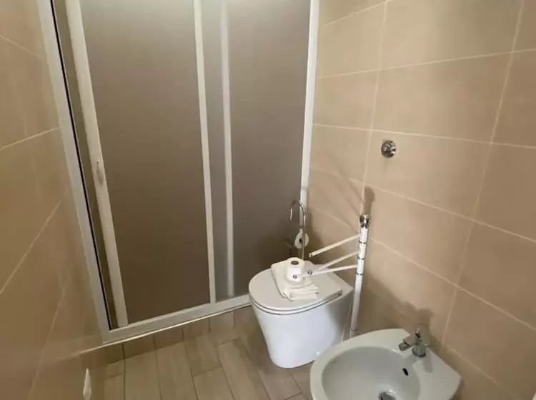 Hostelli Le Casette Di Frà Host And Go