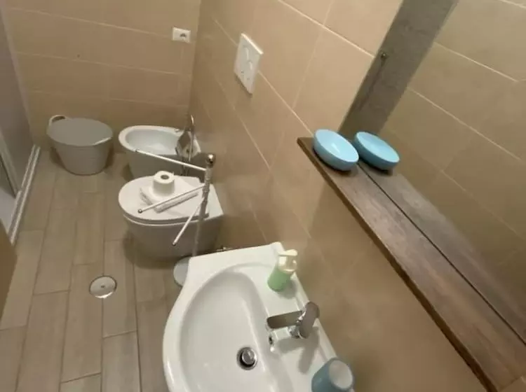 Hostelli Le Casette Di Frà Host And Go