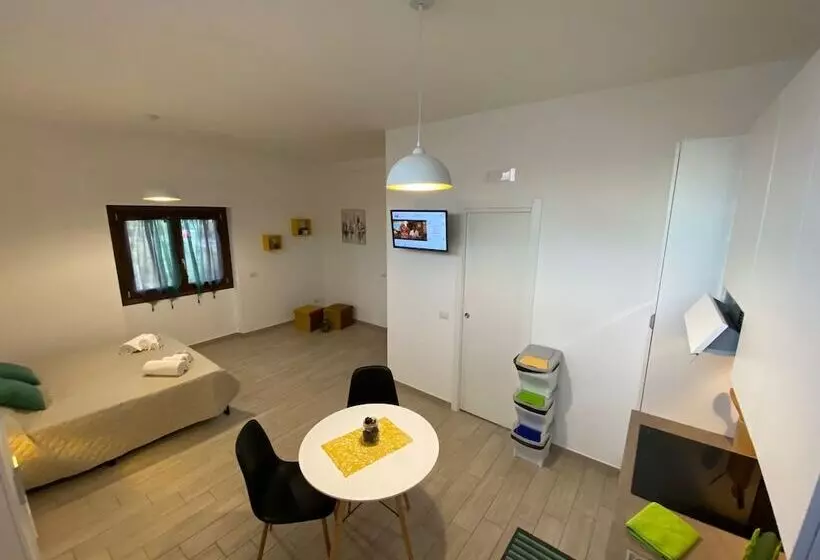 Hostelli Le Casette Di Frà Host And Go