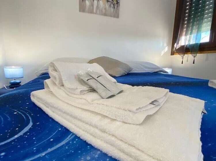 여관 Le Casette Di Frà Host And Go