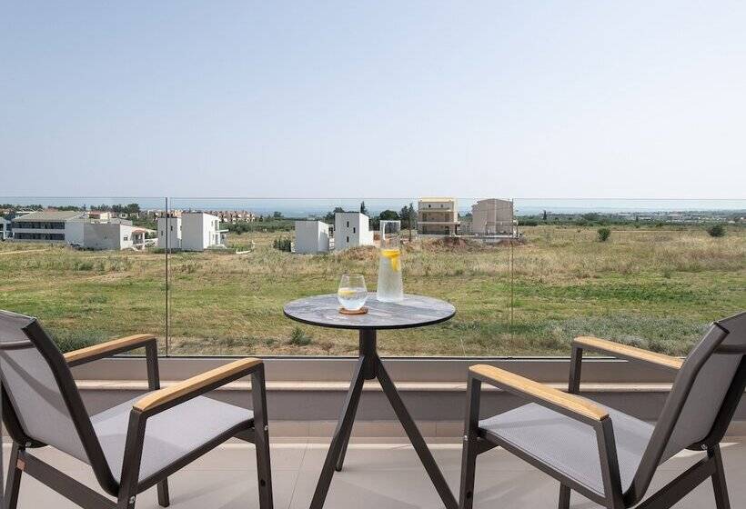 בית מלון כפרי Calives Premium Stay