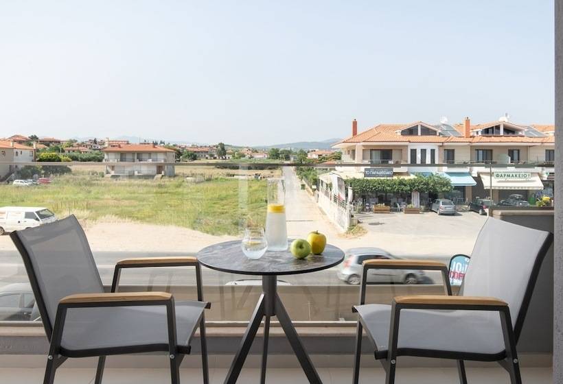 בית מלון כפרי Calives Premium Stay