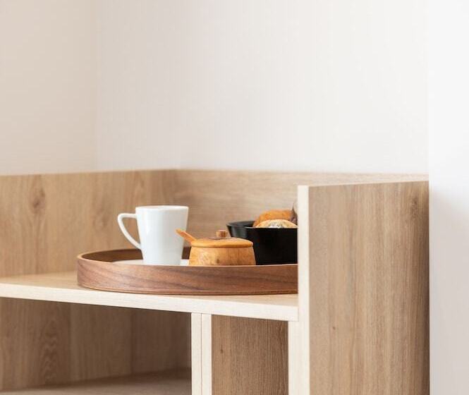 בית מלון כפרי Calives Premium Stay