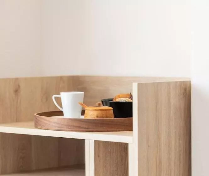 Hotelli Calives Premium Stay