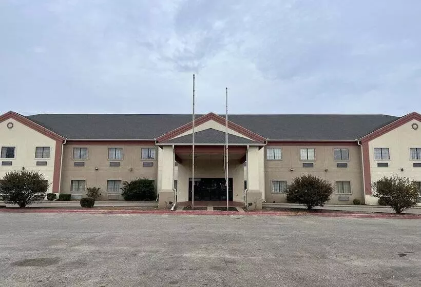 Hotelli Hiway Inn Express