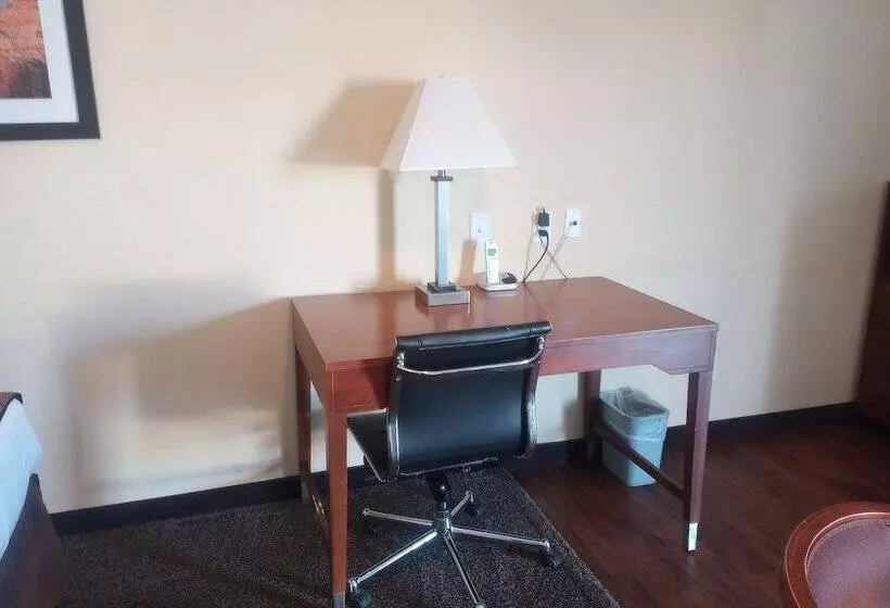 ホテル Southern Inn & Suites Rv Lots Now Available
