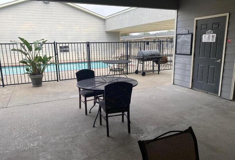 Hotel Southern Inn & Suites Rv Lots Now Available