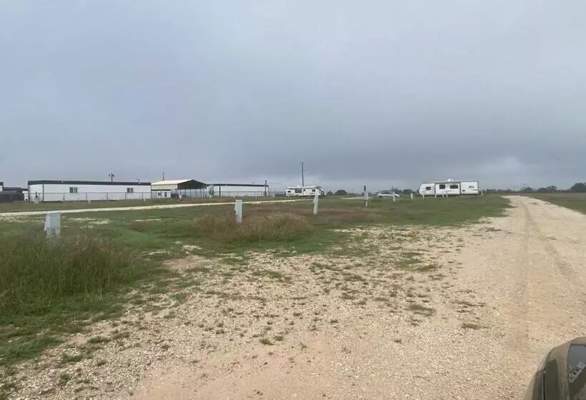 ホテル Southern Inn & Suites Rv Lots Now Available