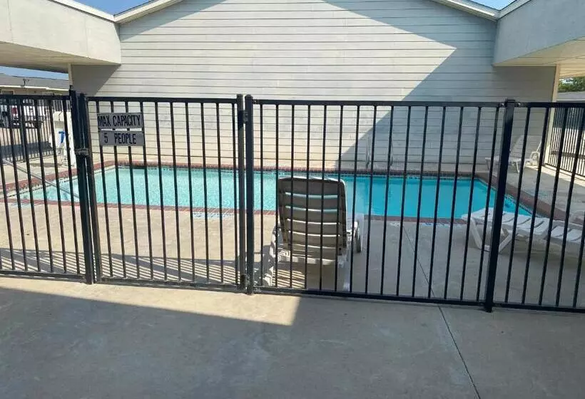 ホテル Southern Inn & Suites Rv Lots Now Available