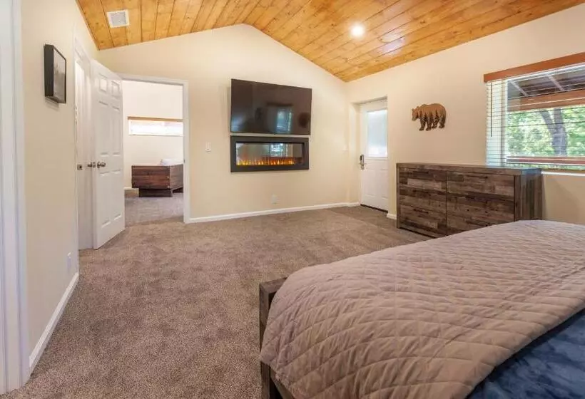 Hotelli Tahquitz Pines Retreat