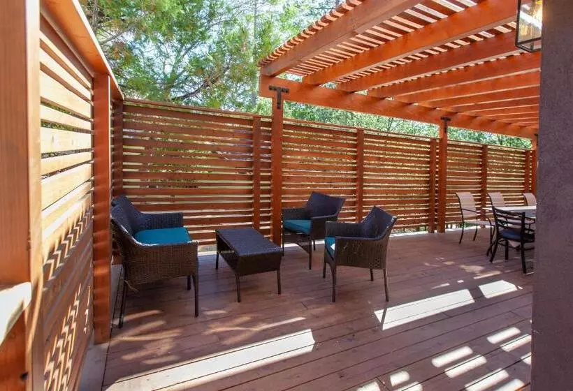Hotelli Tahquitz Pines Retreat