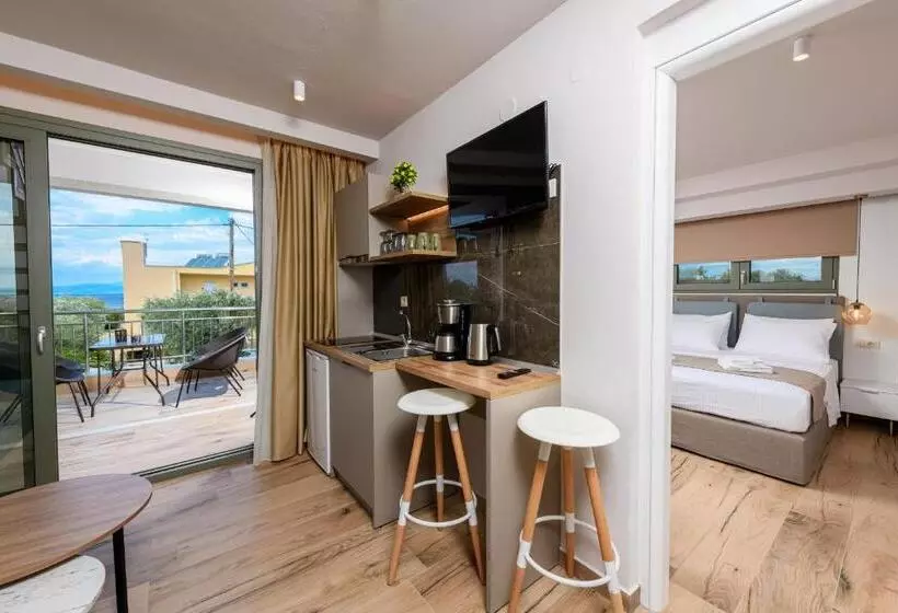 Hotelli The Olive Land