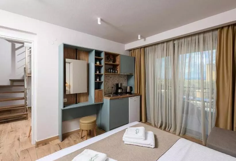 Hotelli The Olive Land