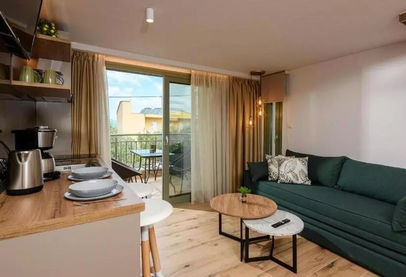 Hotelli The Olive Land