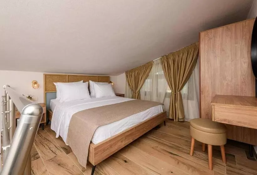 Hotelli The Olive Land