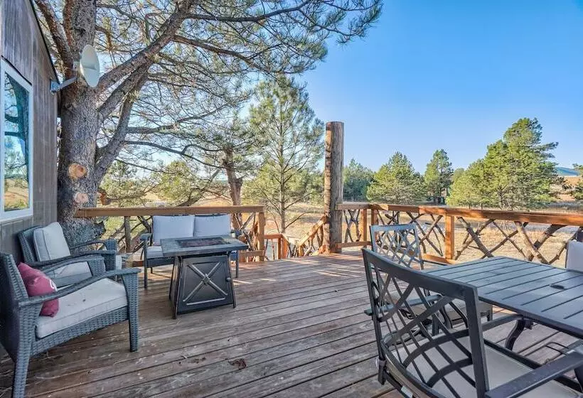 Hotelli Tree Deer Blind