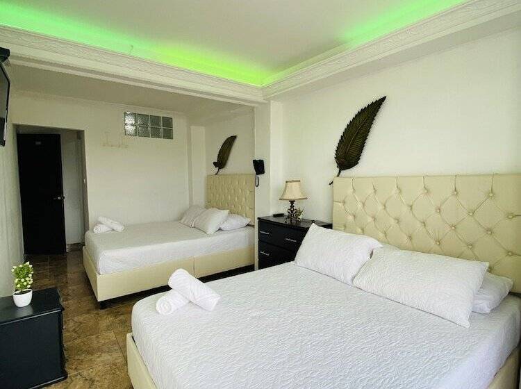 هتل West California