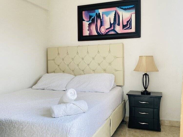 هتل West California