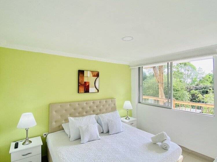 هتل West California